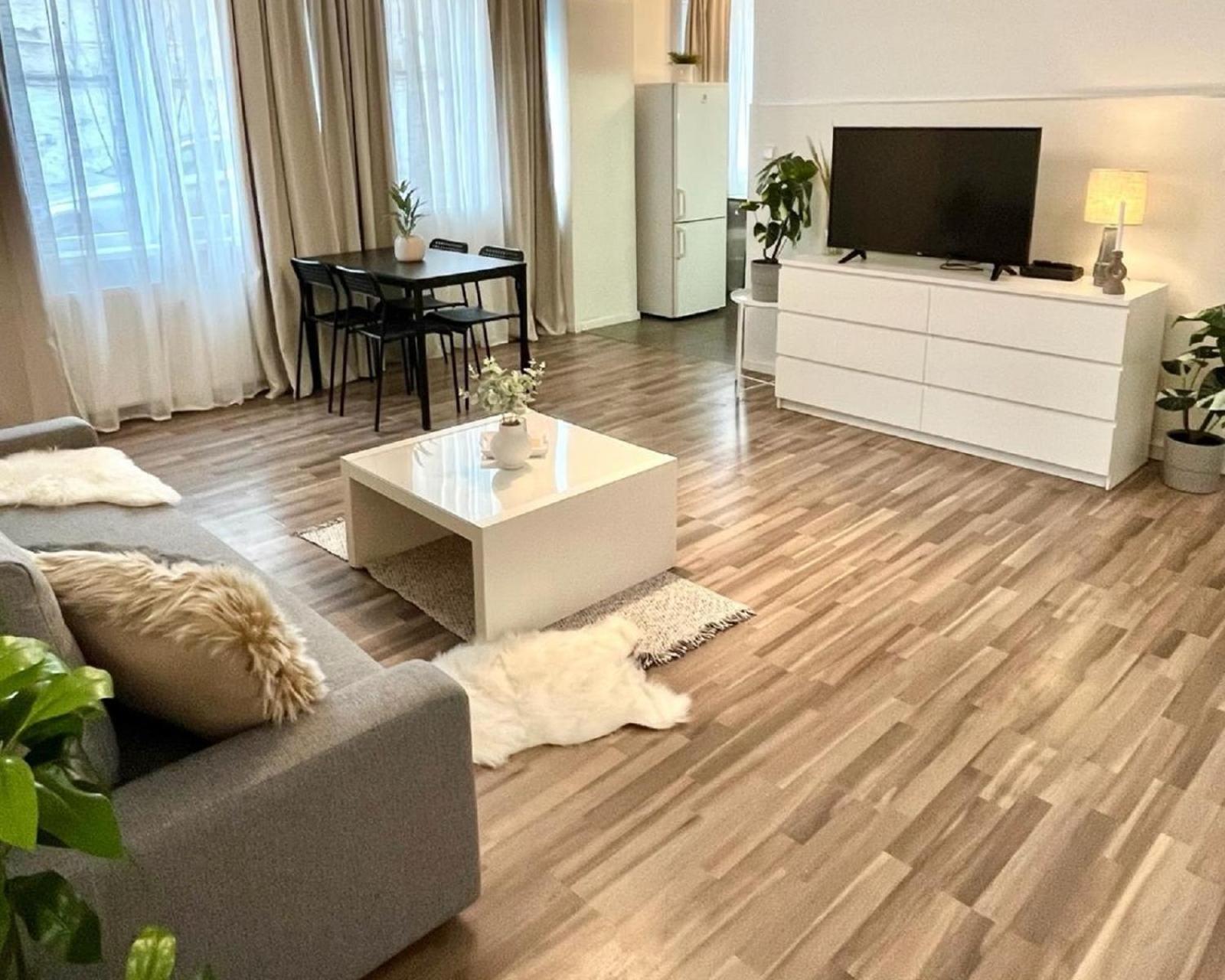 Adele - Old Town Apartman *